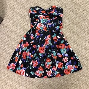 Express floral, belted strapless dress